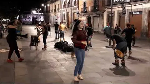 “国足主场迎战澳队，亚洲区预选赛关键之战将至，力图打破僵局，3月25日凌晨1点16分激情开战”